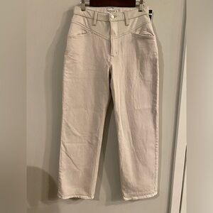 NWT Abercrombie & Fitch The 90’s Relaxed Jean High Rise Curve Love